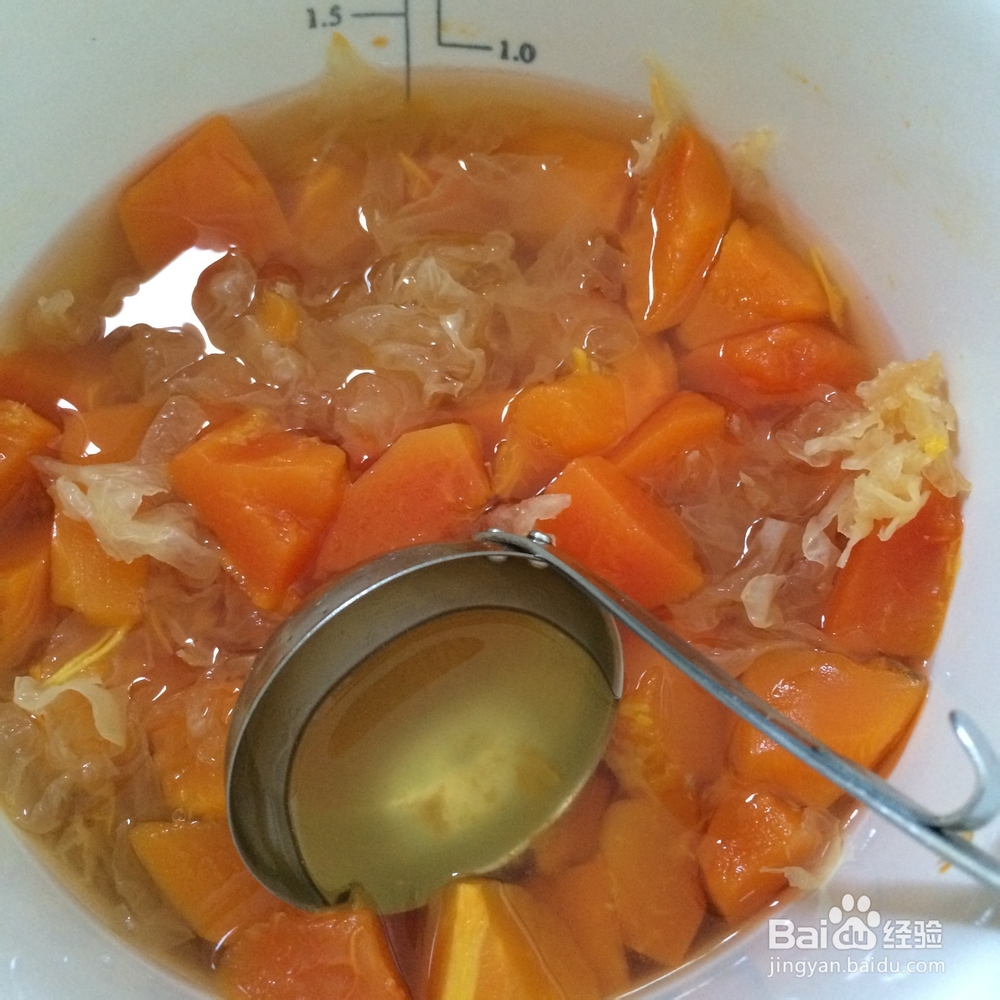 蜜豆雪耳木瓜炖牛奶