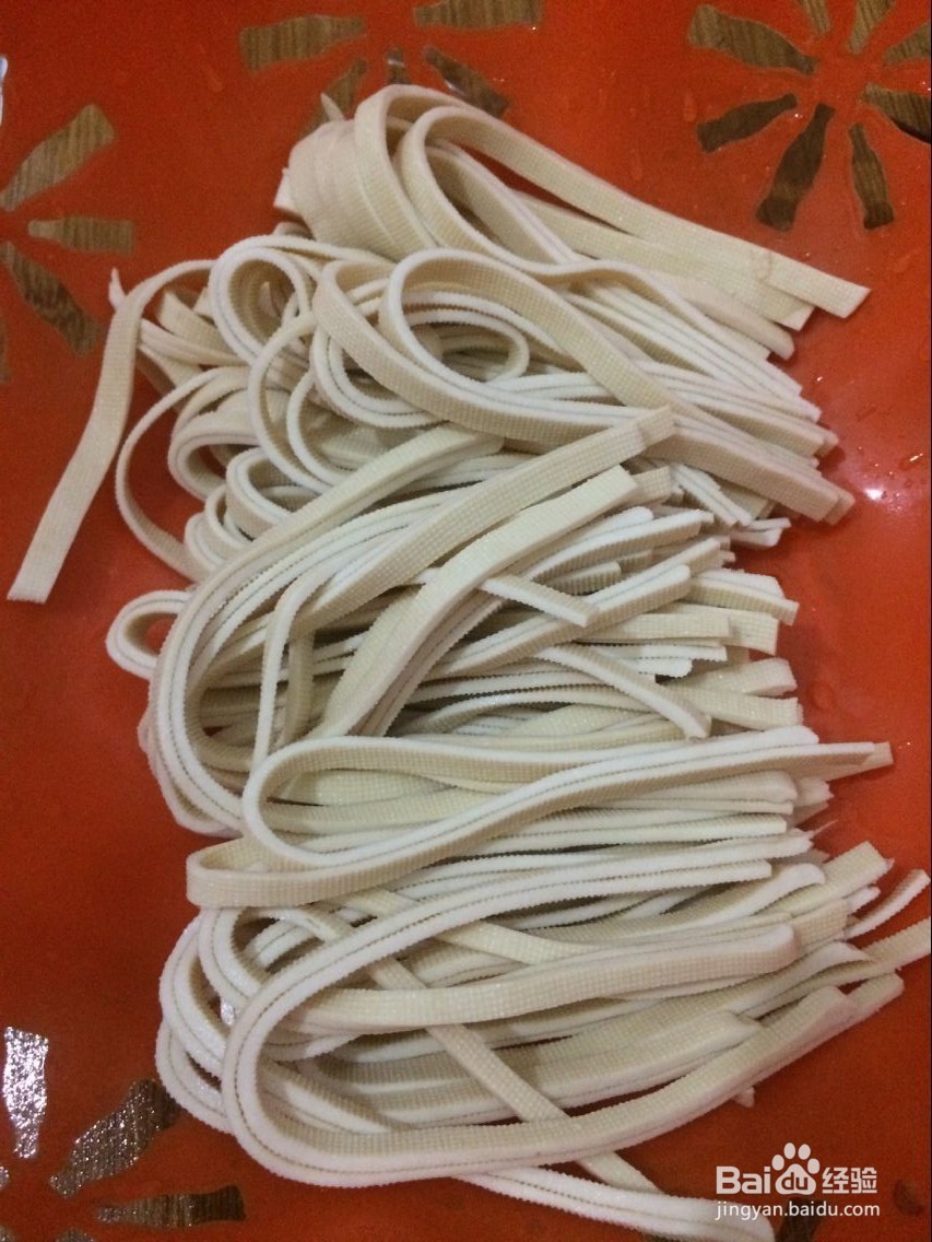 家常青椒千张炒肉丝的具体做法