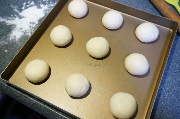 Q弹松软的——牛奶小面包