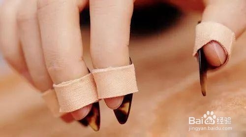 如何练好古筝筝内基本功