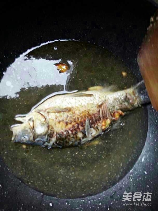 鲫鱼豆腐汤的做法