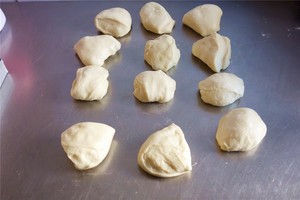 奶香味糯米板大排面包卷怎么做？