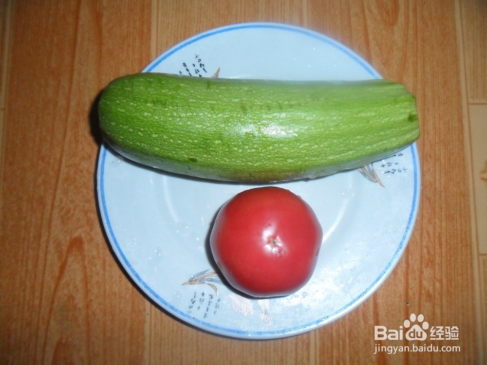 家常饭菜随意做——醋溜西葫芦丝