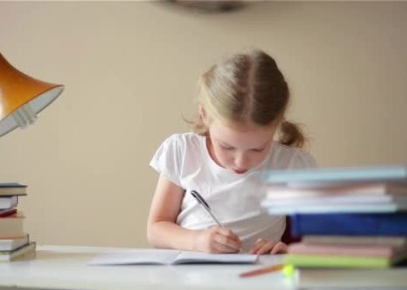 夸奖孩子每天进步一点点的话怎么说