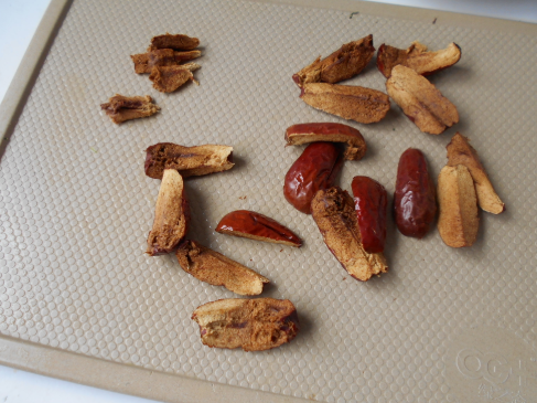 橙皮可以和红枣一起泡茶喝吗