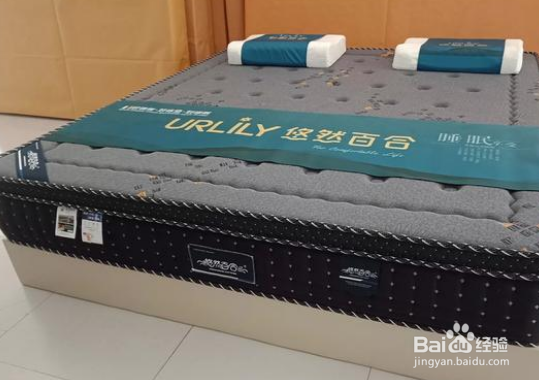 长期睡在硬板床对腰好么
