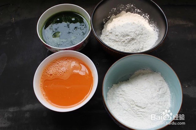 如何制作缤纷鸡丝凉皮