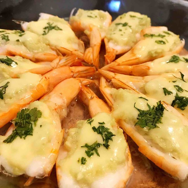 蒜蓉芝士虾的做法