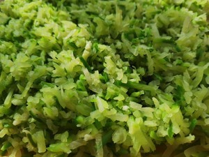 海蛎子萝卜丝猪肉饺子的做法