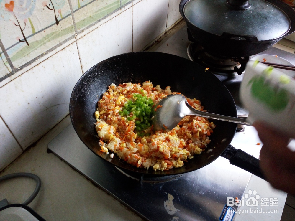 营养蛋炒饭----小盆友的大爱