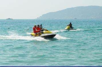 玩水上摩托艇注意事项