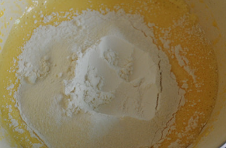 泡泡浴迷糊娃娃蛋糕的做法