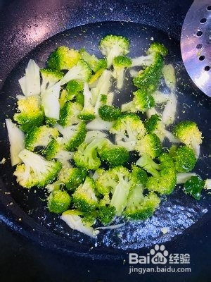 超鲜美的虾仁西兰花