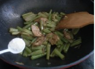 家常菜——芹菜炒肉