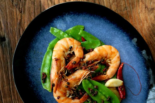 香辣荷兰豆炒大虾