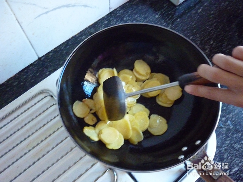 土豆小吃——油滑土豆片