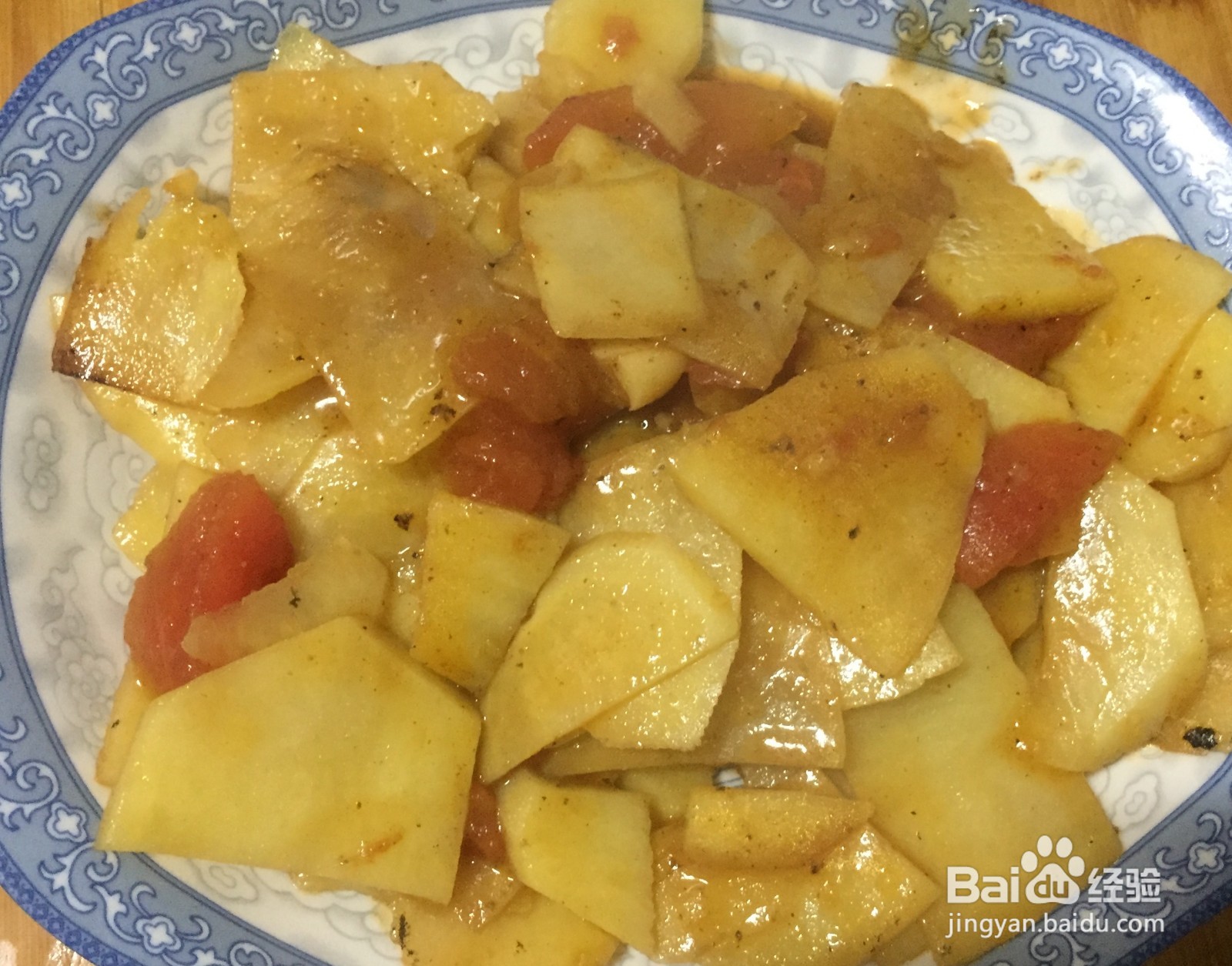 西红柿炒土豆片的做法