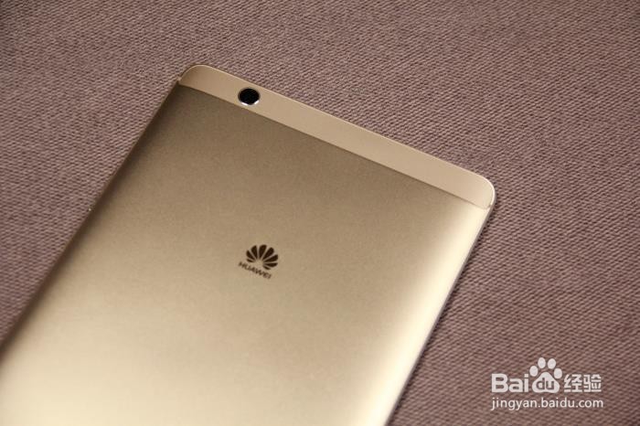 华为平板M3真机开箱体验和屏幕贴膜操作技巧指导