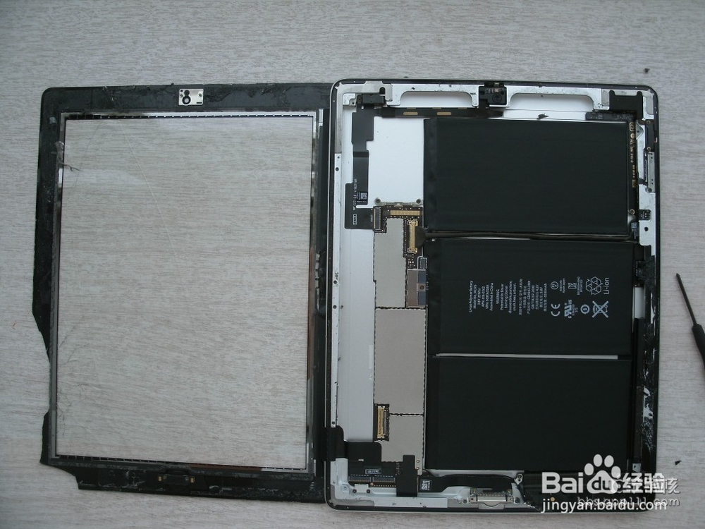 大连iPad 2屏幕摔坏压坏磕碰，如何换屏维修