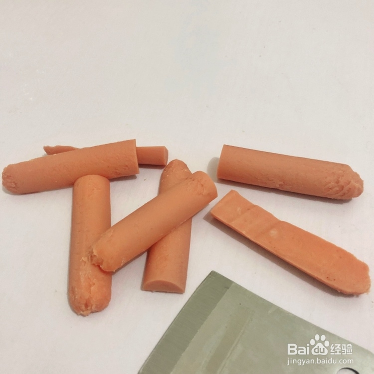 美味面包夹香肠的做法