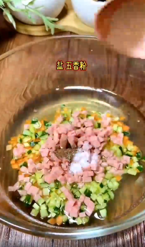 怎样做特色鸡蛋糕？