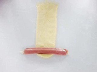 双脆乳酪肠面包怎么做?