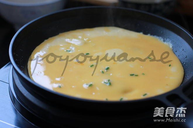 葱香鸡蛋饼的做法