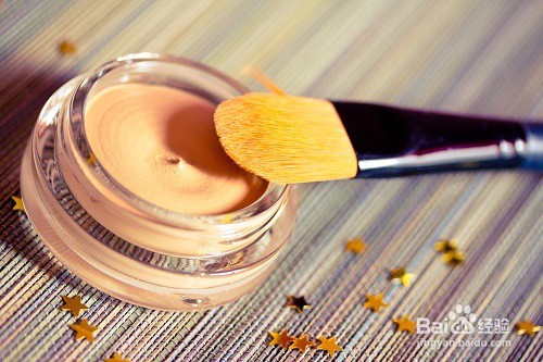 寻找无孔毛孔的秘密？