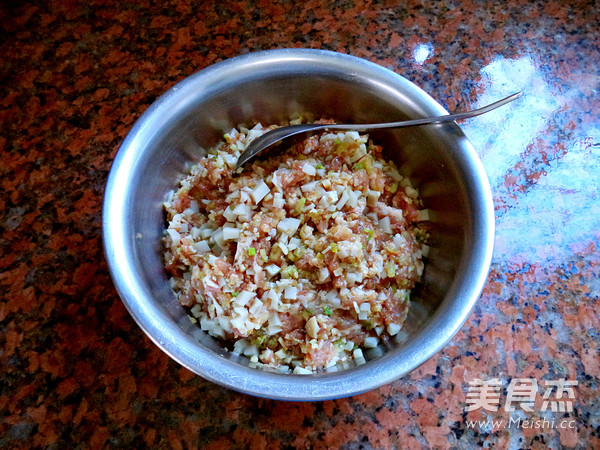 多彩鲜肉饺的做法