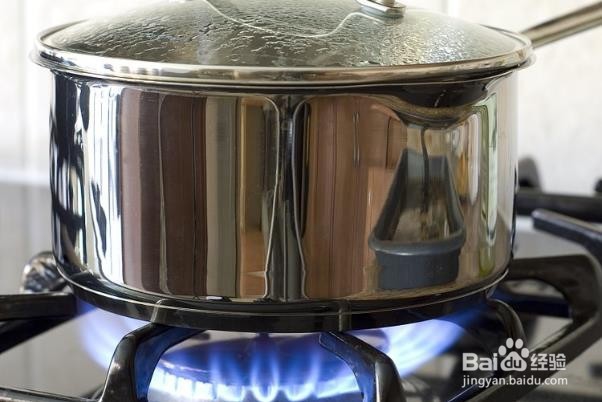 如何使用燃气灶