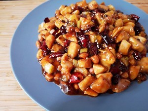 【宫保鸡丁】的做法详细教程(精品)