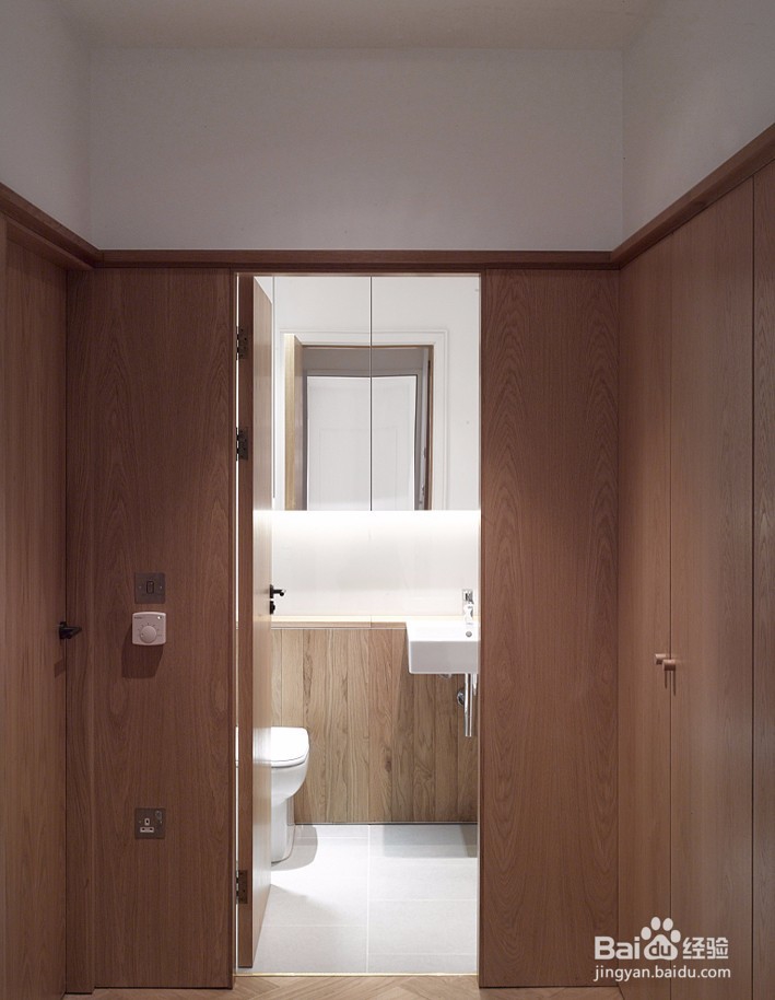 卫生间门选择内推和外拉的几种情况