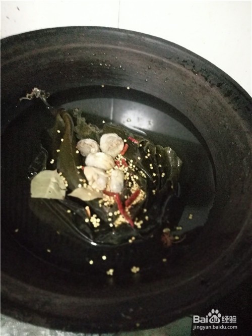 扇贝炖煮海带