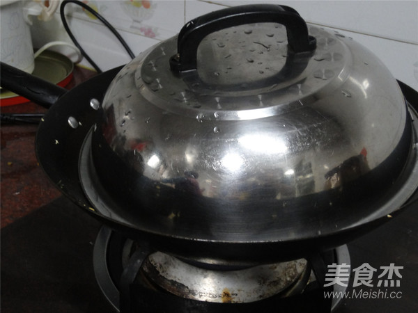 豆角炒烧肉的做法
