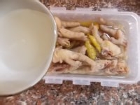 酸辣鸡脚的制作方法