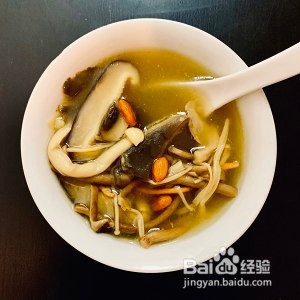 怎么做出鲜到起飞的菌菇汤