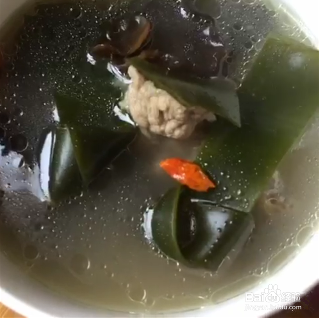 美味猪骨 排骨 营养汤的做法