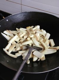 怎么做茄子煮瘦肉