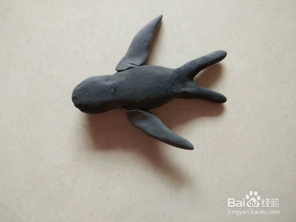 如何用橡皮泥捏一个小燕子