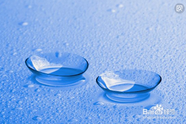 如何使冬天带隐形眼镜不再干涩?