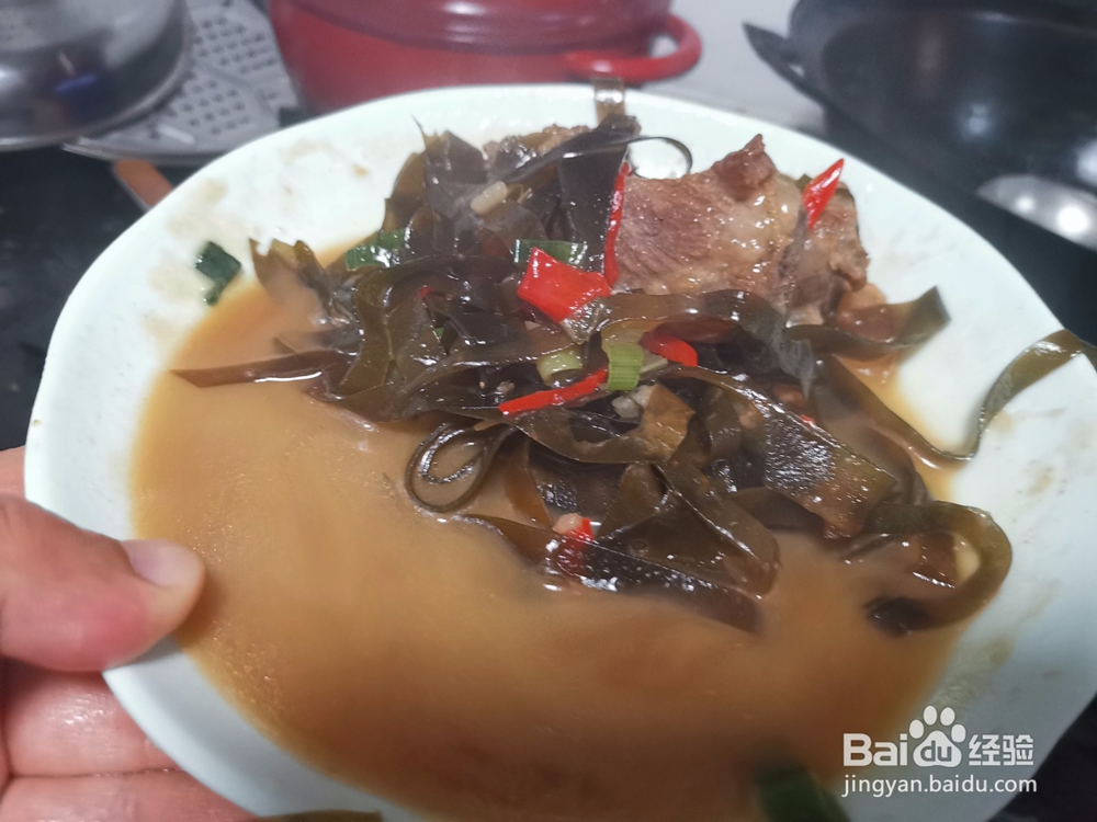 五花肉剩菜炖海带块