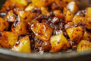 电饭煲土豆火腿焖饭做法