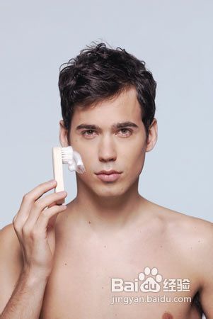 男女护肤差异大呵护男人独有的毛