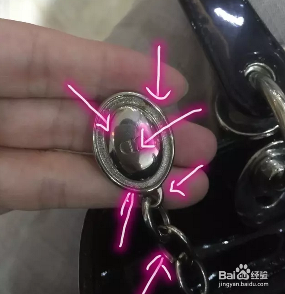 简单几招,鉴定出高仿Dior戴妃包