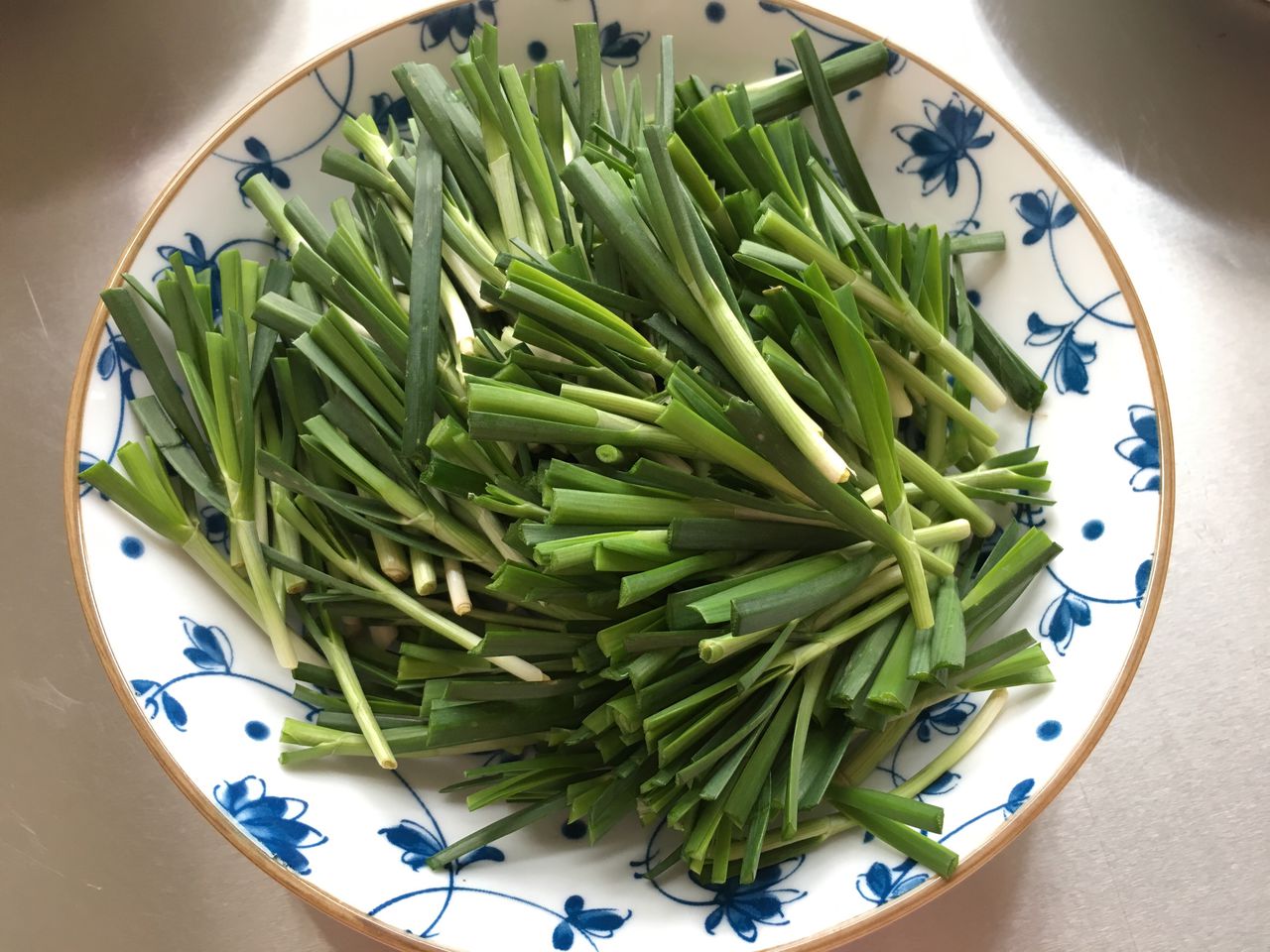 鲜美的韭菜炒圣子的做法,快收快收!