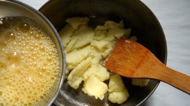 紫薯卡仕达泡芙的做法