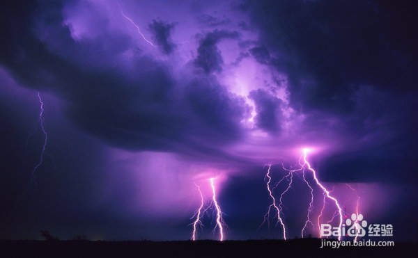雷雨天在户外怎么做好避雷