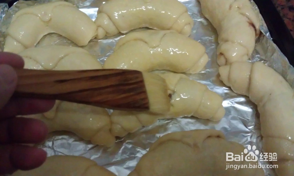 自己动手做面包--芝麻无油豆沙包