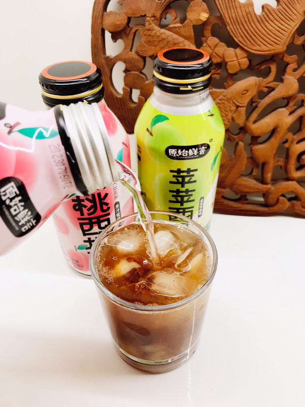 果果桃桃西打气泡水