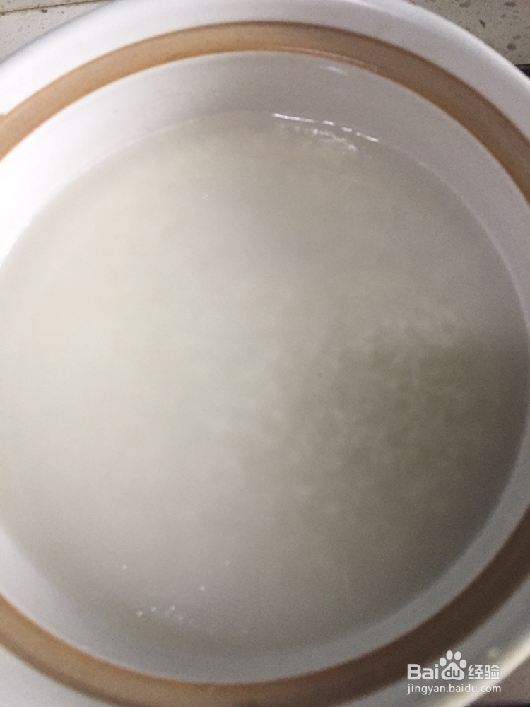 香气浓郁的叉烧肉煲仔饭